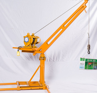 農村使用小型吊運機裝卸化肥的好處